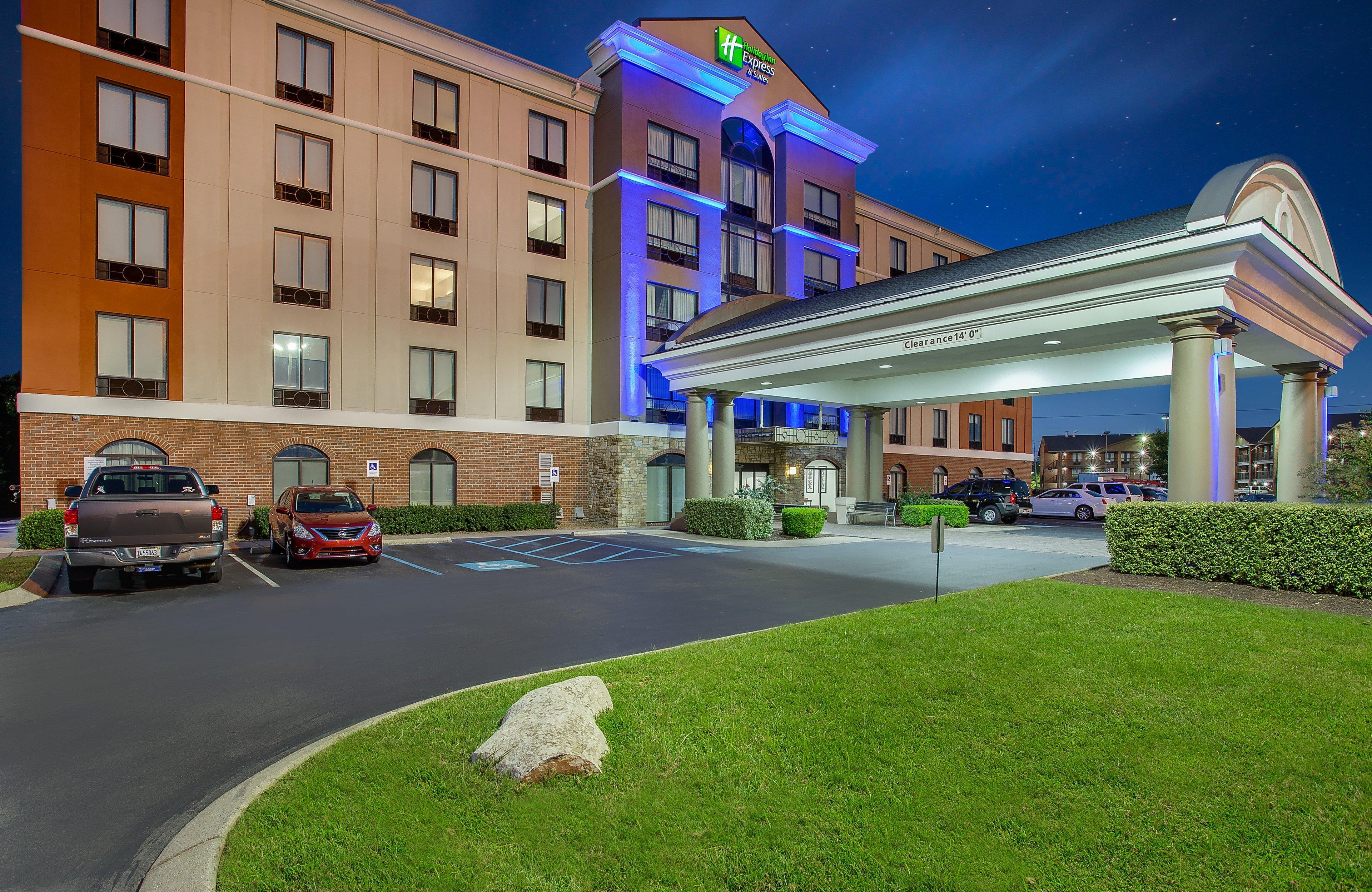 Holiday Inn Express & Suites Lebanon-Nashville Area By Ihg Buitenkant foto