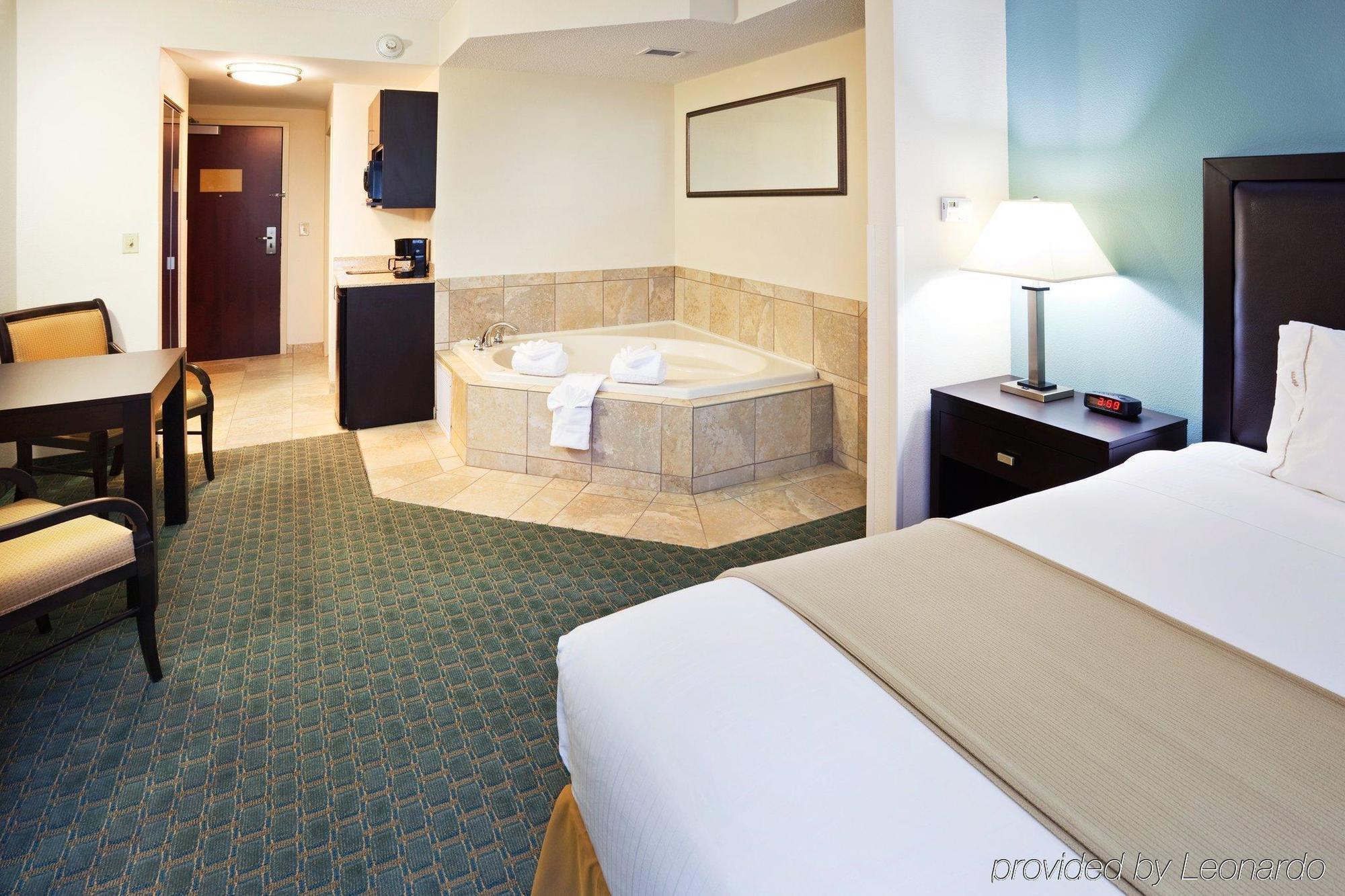 Holiday Inn Express & Suites Lebanon-Nashville Area By Ihg Kamer foto