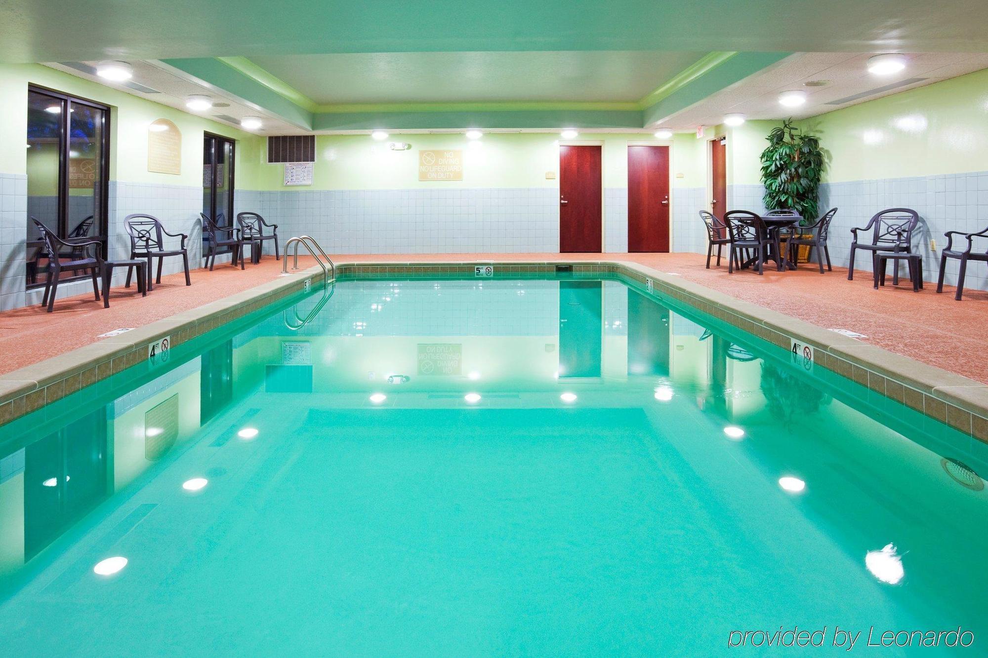 Holiday Inn Express & Suites Lebanon-Nashville Area By Ihg Faciliteiten foto