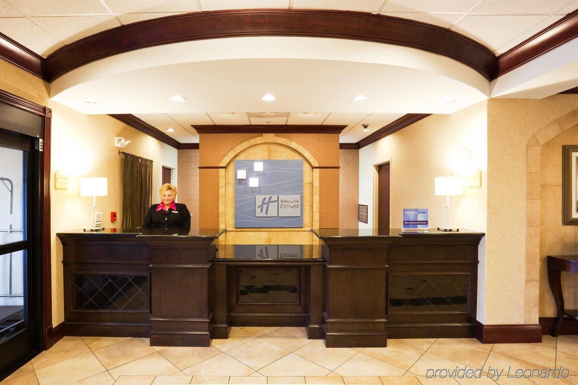 Holiday Inn Express & Suites Lebanon-Nashville Area By Ihg Interieur foto